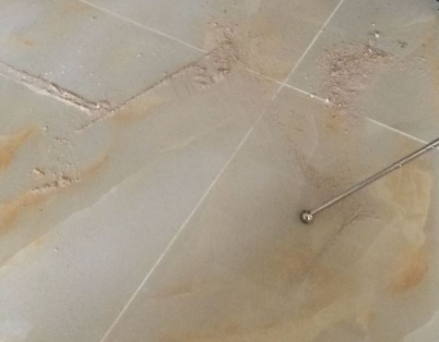 磁县瓷砖空鼓维修公司分享粘合剂选择不当在瓷砖铺贴过程中可能导致以下问题